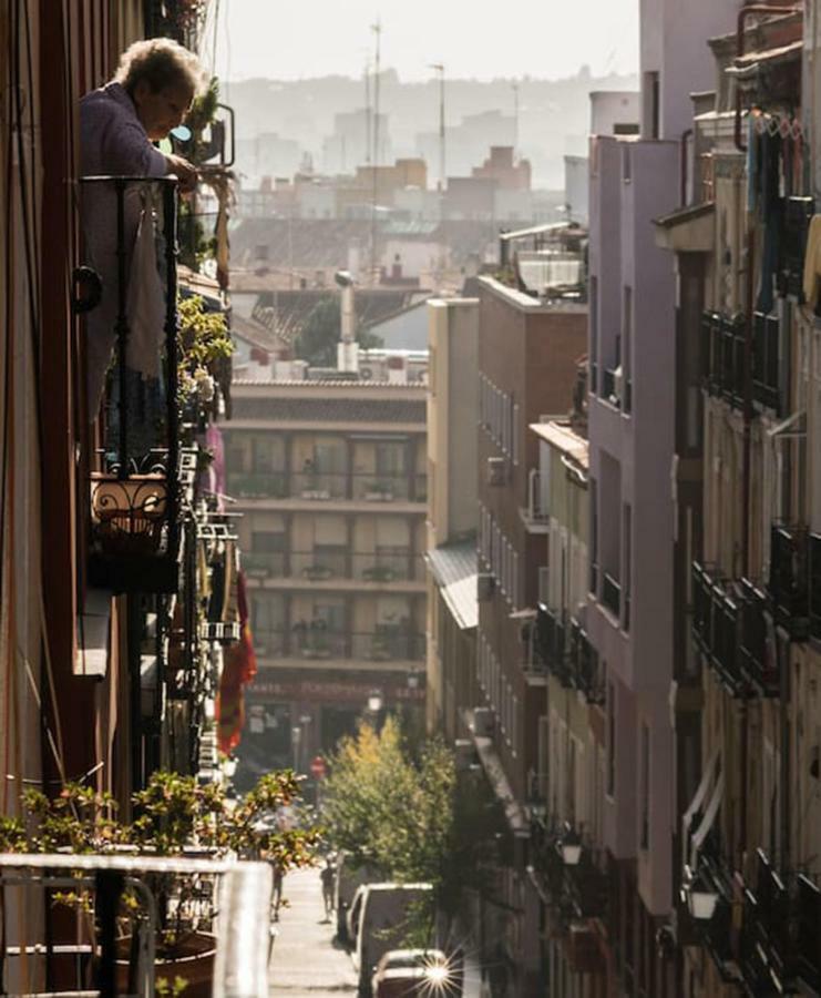 Buhardilla En Calle Amparo-Lavapies Madrid Bagian luar foto