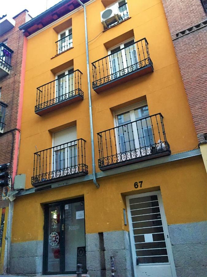 Buhardilla En Calle Amparo-Lavapies Madrid Bagian luar foto